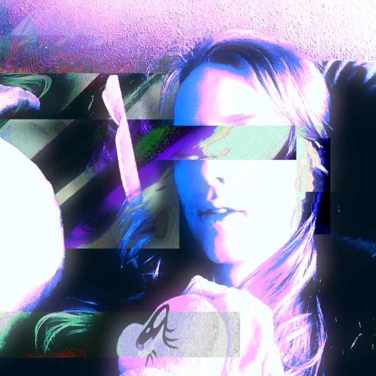 glitch selfie